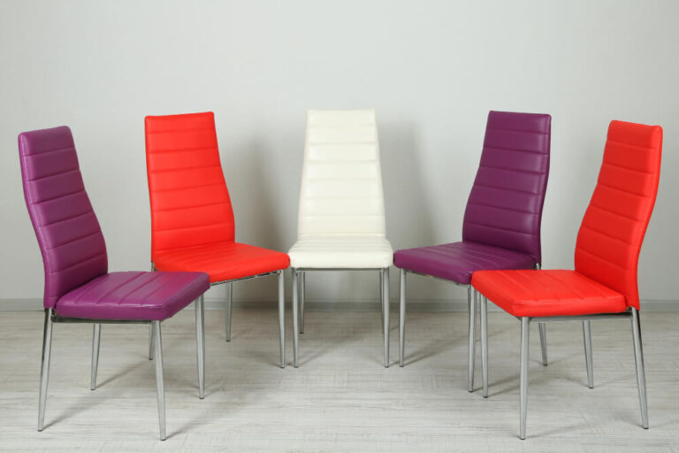 Krzesła H-261 – nowoczesność spotyka się z komfortem
